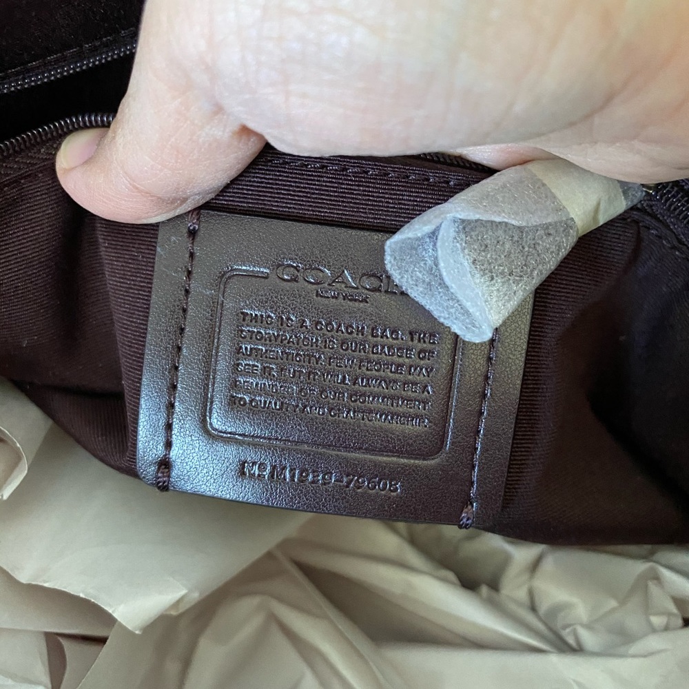 Coach Gallery Top Zip Tote 79608 - Picture 7 of 8